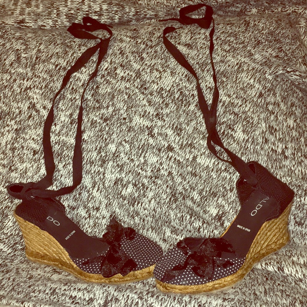 Shoe wedges